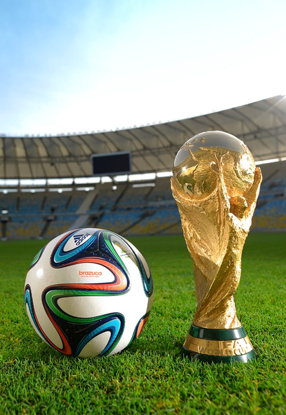 qua-bong-huyen-thoai- Brazuca-1