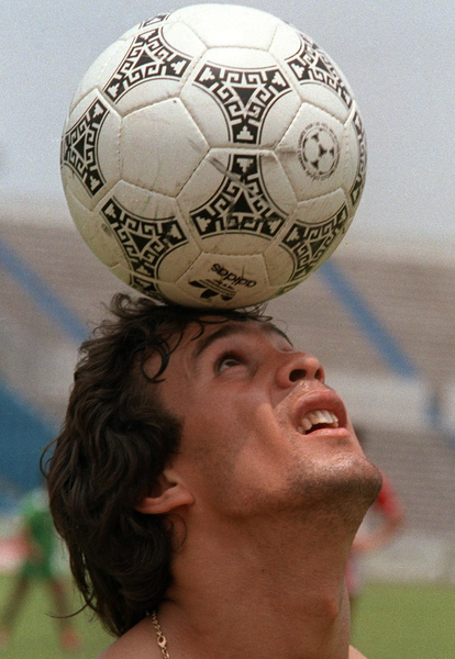 qua-bong-huyen-thoai-Azteca-2