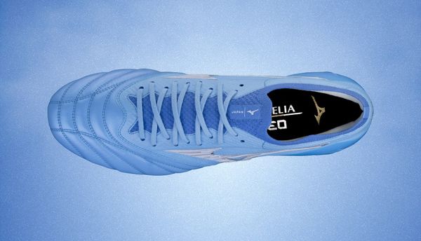 Bộ sưu tập giày đá bóng Mizuno Unity Sky Pack