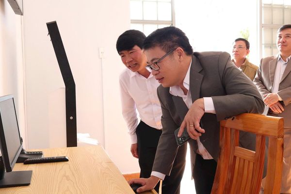 Vận hành chính quyền địa phương 2 cấp tại Lạc Dương