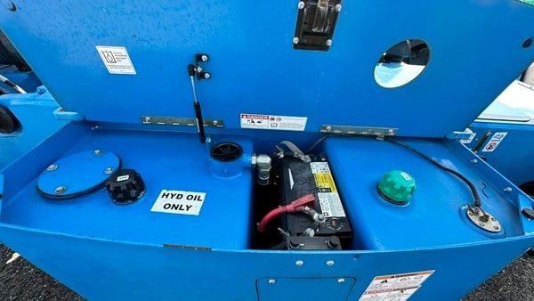 Vai trò của dầu thủy lực xe nâng người