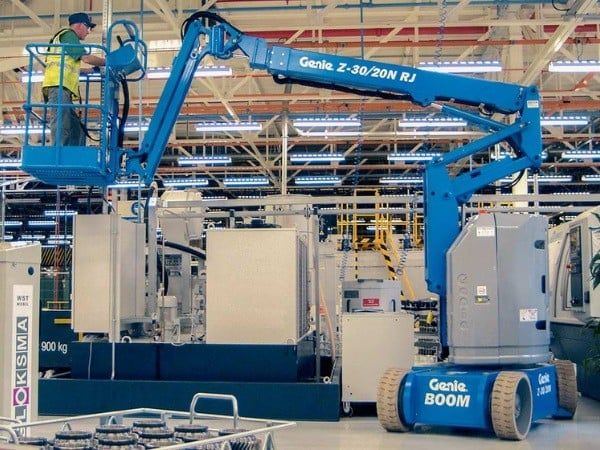 Sở hữu lâu dài, chủ động sử dụng khi mua xe nâng người mới