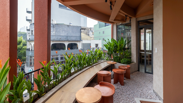 khong gian xanh The Coffee House Nguyen Thai Binh Quan 1