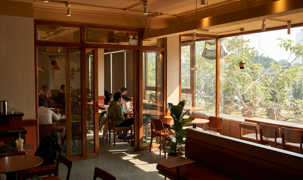 The Coffee House Ha Noi khong gian quan ca phe