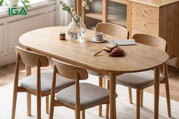 Bàn ăn oval (bầu dục) – Mềm mại và thanh lịch