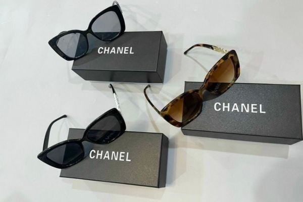 mắt kính chanel