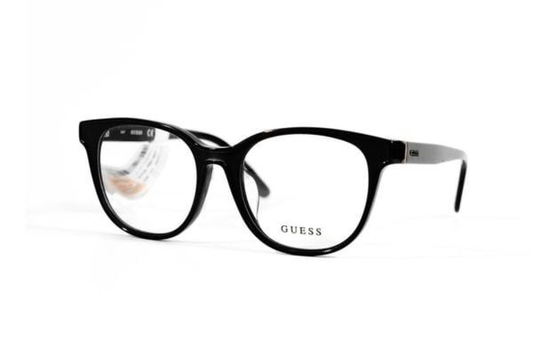 kính guess