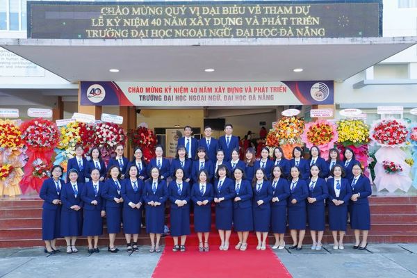 Đồng Phục Vest Doanh Nghiệp Merriman: Giải Pháp Nâng Tầm Thương Hiệu