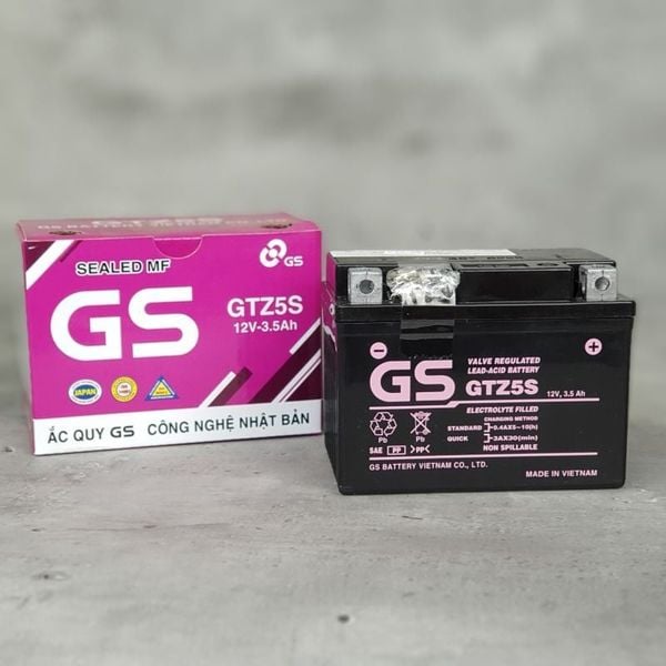 Thông số ắc quy chi tiết giúp biết sạc bình xe máy bao nhiêu vôn là đủ