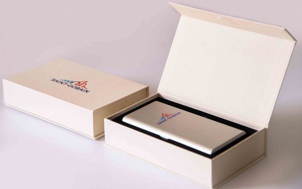 quà tặng chia tay đồng nghiệp