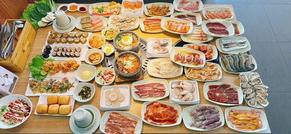kinh-nghiem-chon-chen-dia-cho-nha-hang-lau-nuong-bbq
