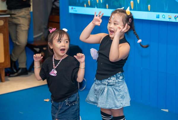 Văn nghệ của bé