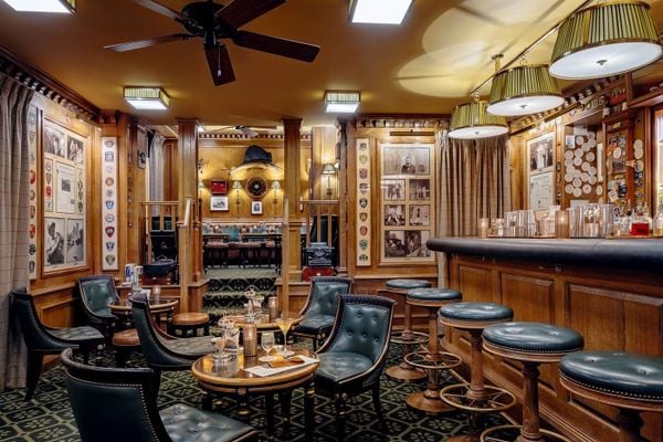 Khách sạn Ritz Paris - Nội thất cổ điển pháp