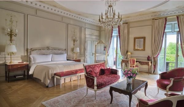 Khách sạn Le Meurice - nội thất tân cổ điển Pháp Louis XVI