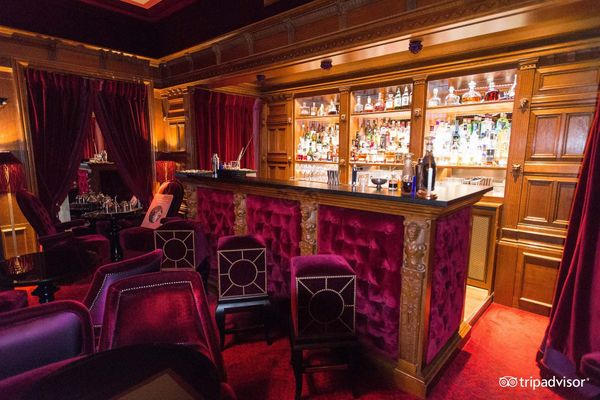 Nội thất Pháp tại Khách sạn 5 sao Maison Souquet Paris