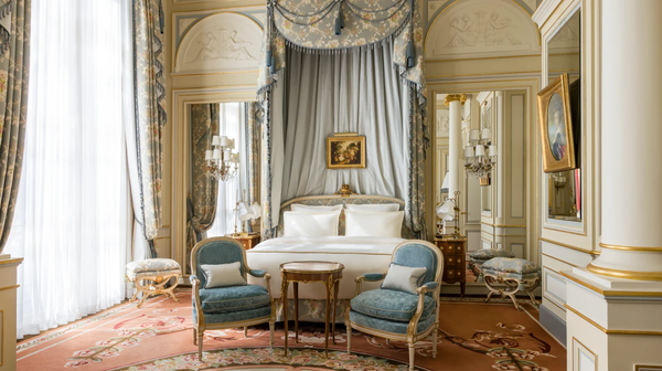 Khách sạn Ritz Paris - Nội thất cổ điển pháp