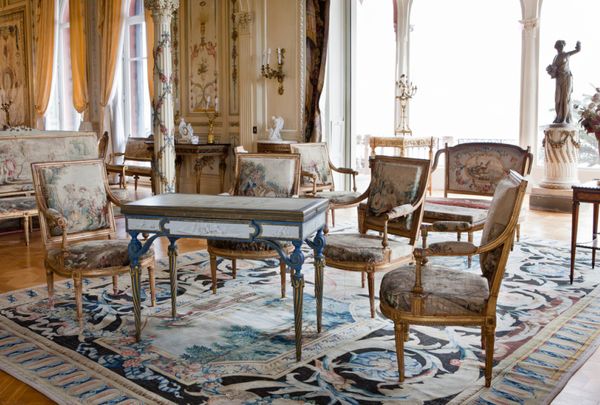 Nội thất Louis XVI tại Biệt thự Ephrussi de Rothschild