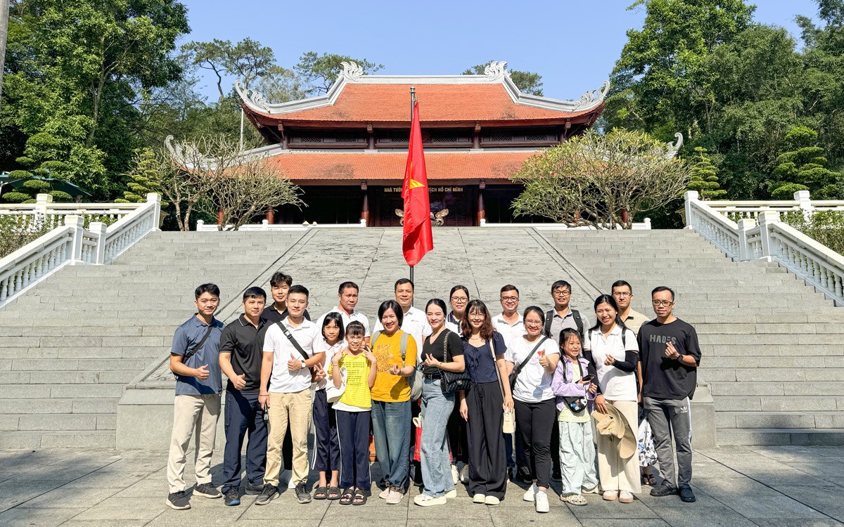 Unicom JSC Tham quan di tích K9 Đá Chông