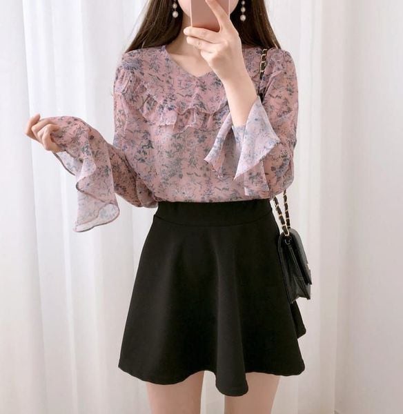 Áo blouse phối chân váy