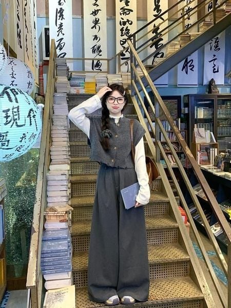 Outfit đi đám cưới cho nữ - Áo gile + quần tây