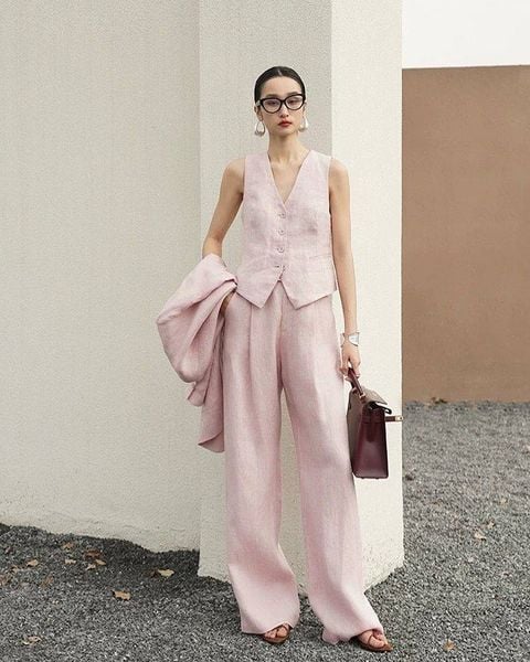 Outfit đi đám cưới cho nữ - vest nữ màu pastel