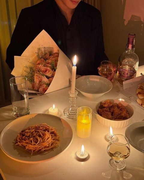 Quà 8/3 cho người yêu - Date night theo concept riêng