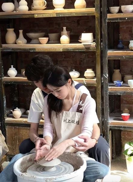 Quà 8/3 cho người yêu - Workshop làm gốm