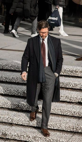 Outfit Quiet Luxury đi sự kiện