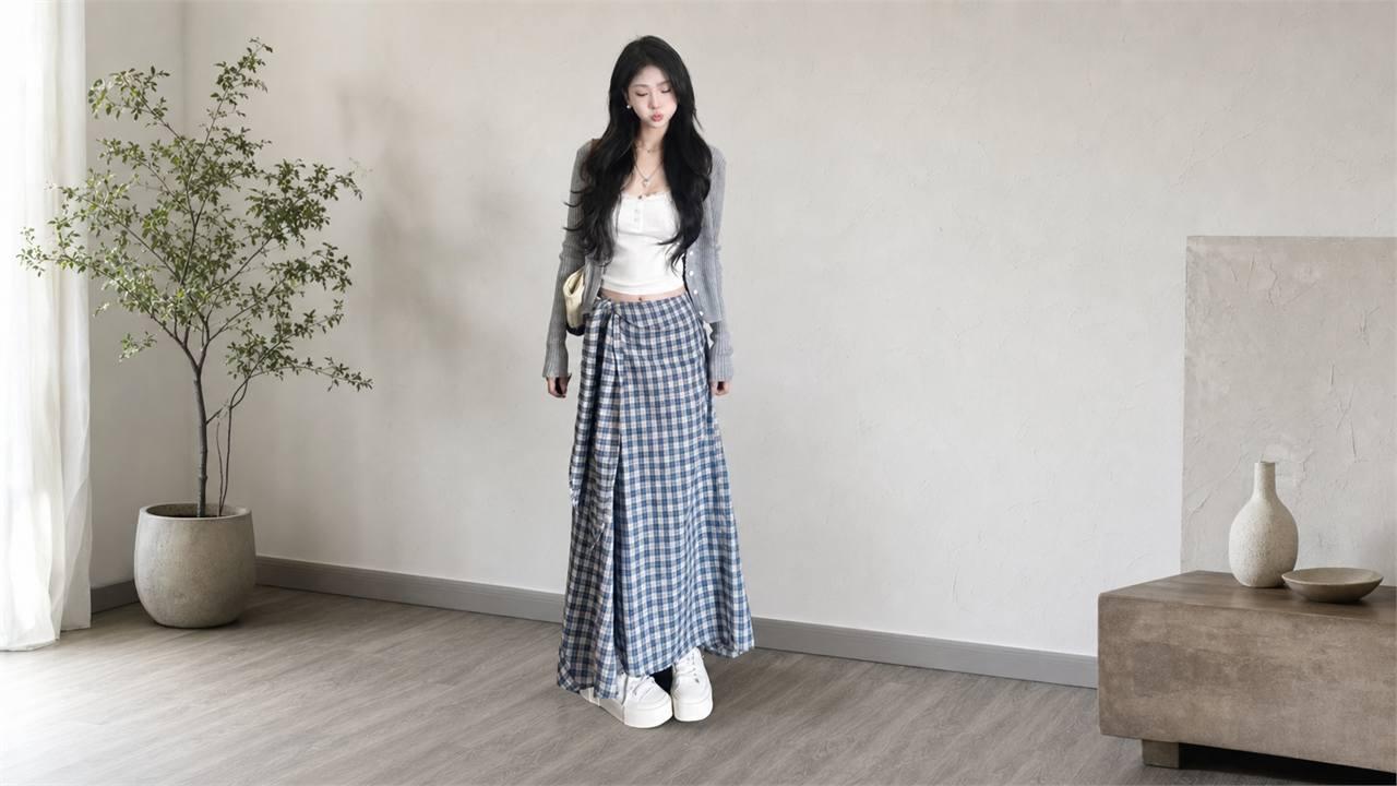 Váy maxi tạo cảm giác nữ tính và mềm mại rõ rệt