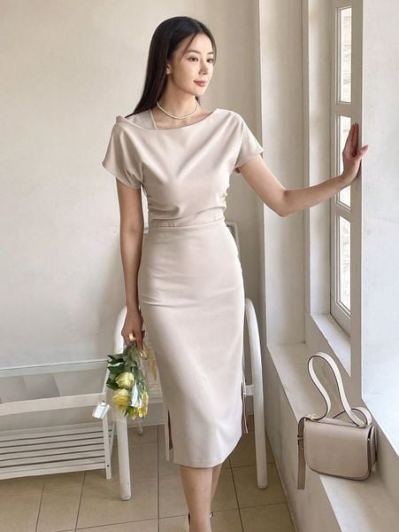 Đầm lụa trơn dáng rũ