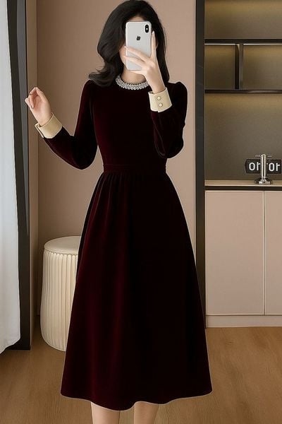 Đầm nhung mỏng/velvet tiết chế