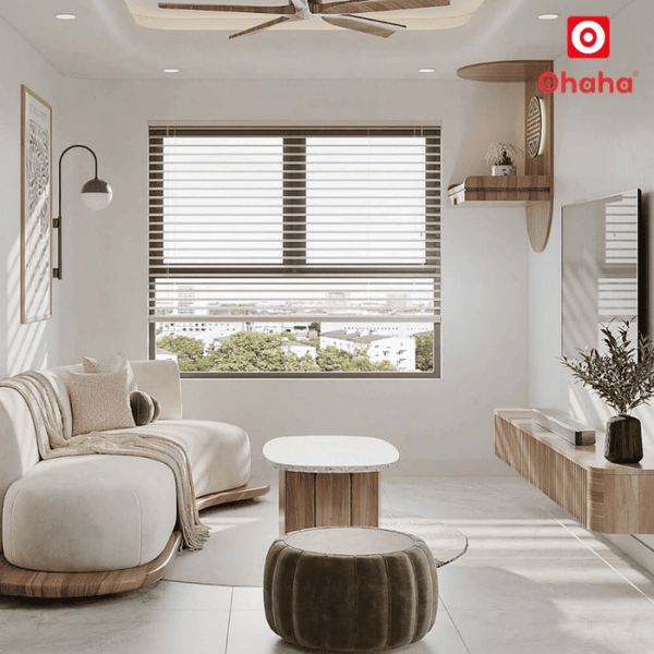 Thiết kế phòng khách nhỏ với gam màu sáng giúp phòng thông sáng và rộng rãi