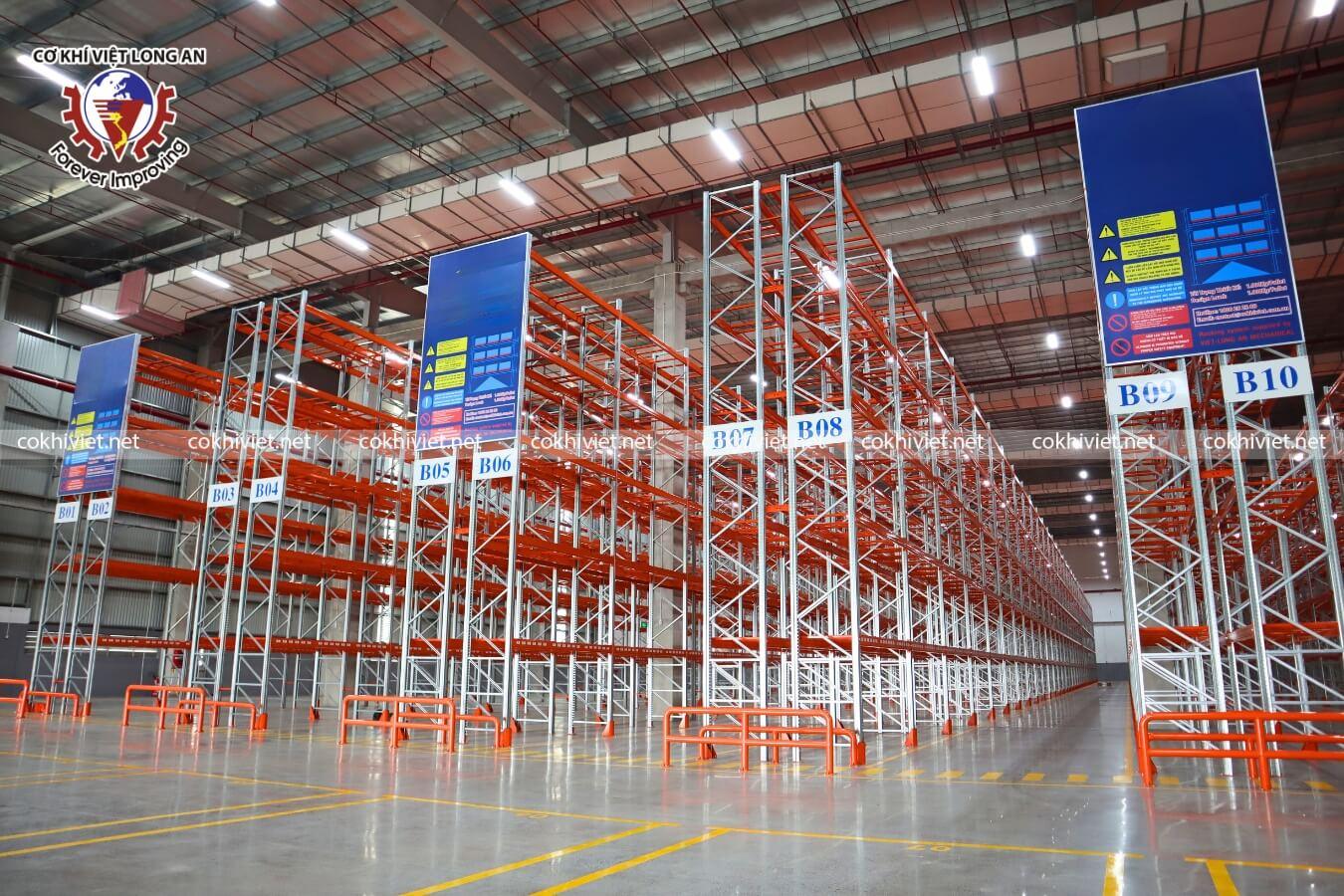 kệ selective ngành logistics