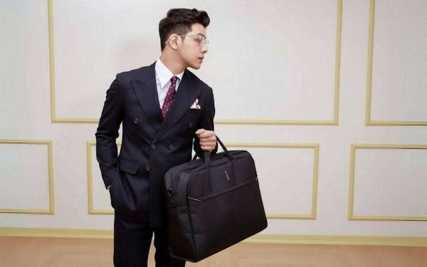 Outfit công sở Casual Friday