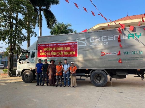 🌧️ 5Foods – Hành trình giữa vùng lũ Thái Nguyên 🌾