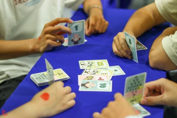 Các lá bài đặc biệt trong COYOTE SPY x FAMILY