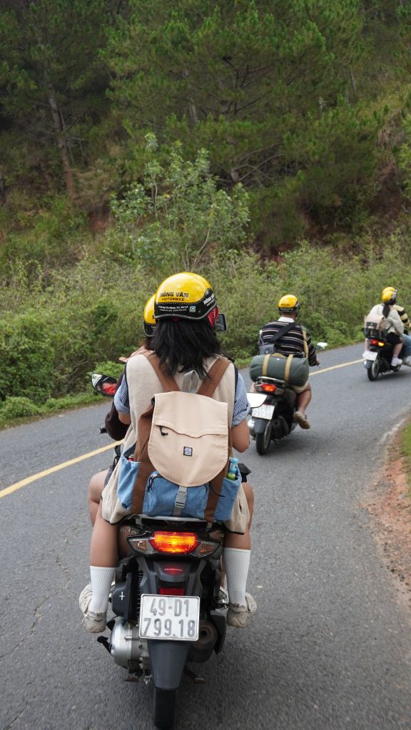 7-balo-canvas-thiet-ke-camping-nhieu-ngan-nhieu-cong-nang-joy-backpack