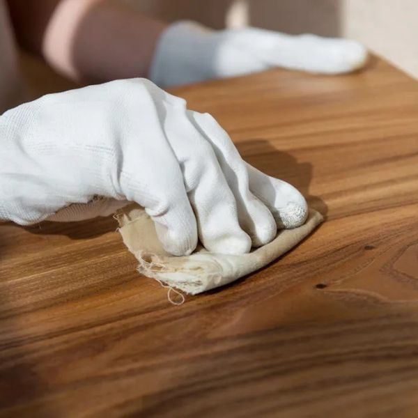 meo-keo-dai-tuoi-tho-ban-go-tu-nhien-trong-moi-truong-am-thap