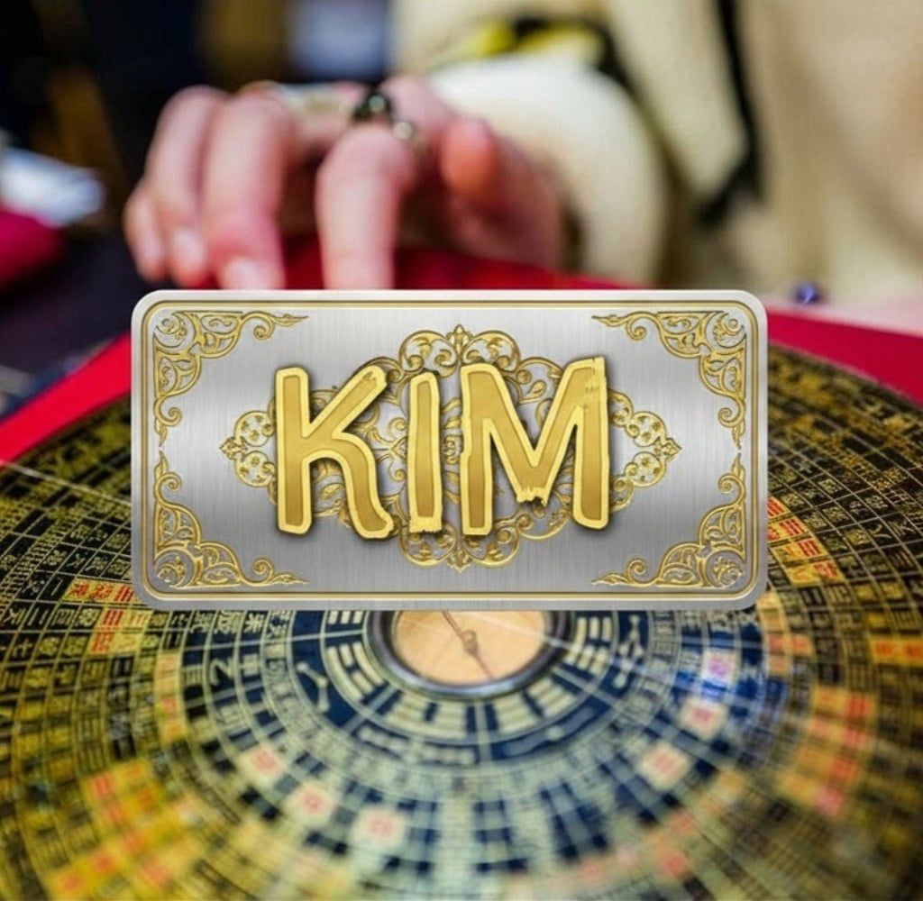 cach-chon-noi-that-phong-khach-cho-nguoi-menh-kim