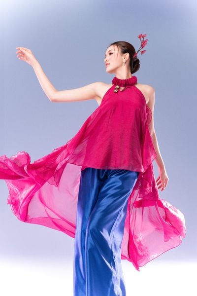 Hoa hậu Trịnh Mỹ Anh