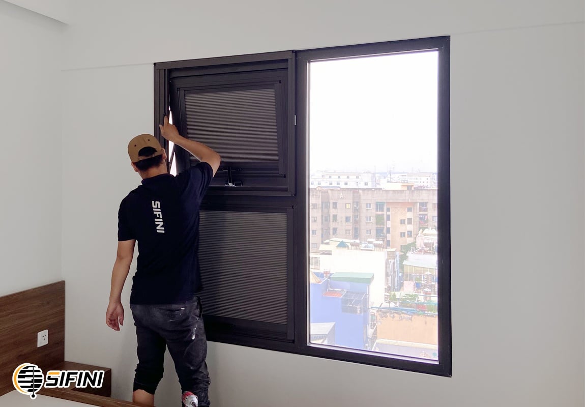 Rèm tổ ong gắn kính