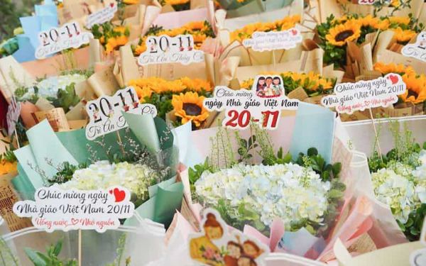 Hoa tươi tặng thầy cô 20/11 - nhanvan.vn