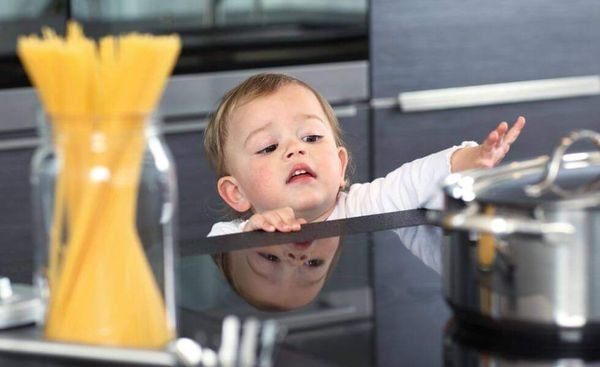 Bếp từ nội địa nhật và cách mở khoá đơn giản