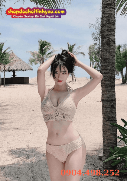 Em gái mình dây thước tha trong bộ bikini