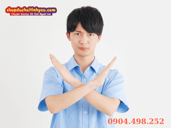 Lưu ý an toàn sức khỏe và phòng tránh lây nhiễm khi hôn sâu kiểu Nhật
