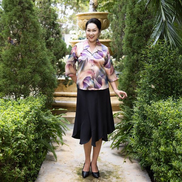 ao-lua-ve-dep-thanh-lich-ton-vinh-net-duyen-nguoi-phu-nu-viet