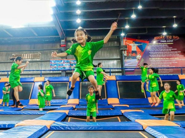 Lớp thể dục phát triển chiều cao tại Jump Arena