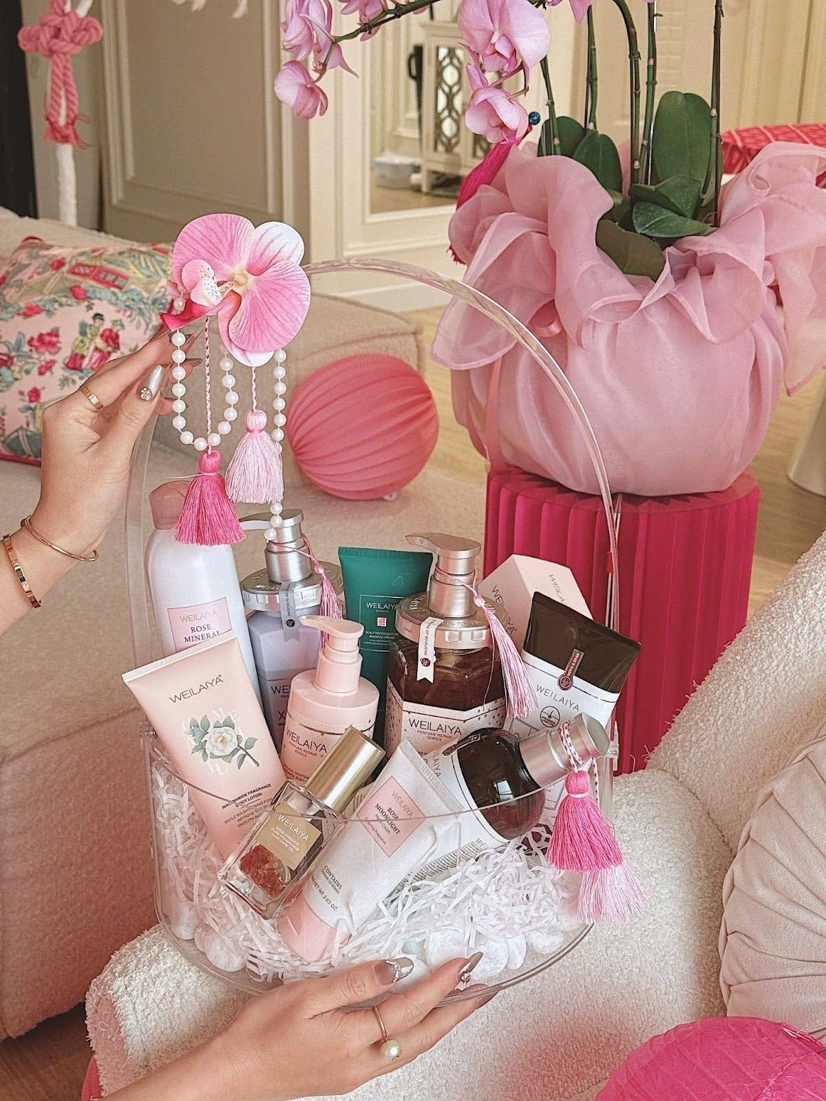 Lý do nên chọn mỹ phẩm làm quà tặng phái nữ