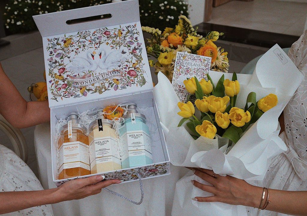 Hộp quà chăm sóc mái tóc làn da ý nghĩa thiết thực cho ngày 20/10