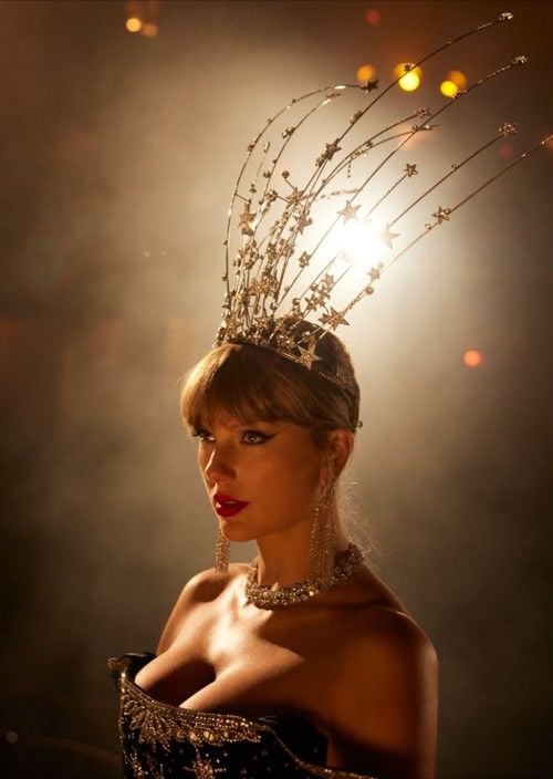 Taylor Swift bùng nổ với “The Life of a Showgirl” – hiện tượng toàn cầu 2025